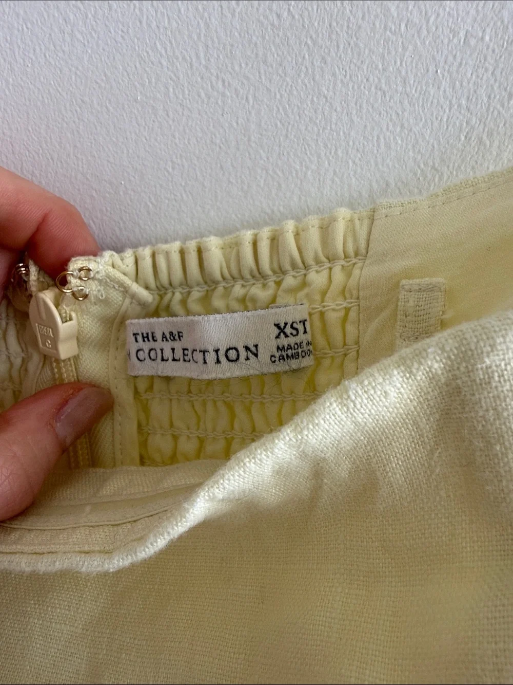 Abercrombie & Fitch Strapless Light Yellow Linen Maxi Dress with Belt